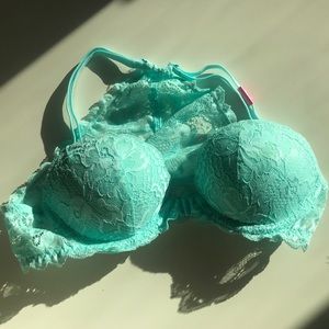 Pink Victoria’s Secret